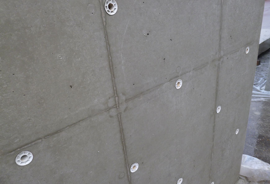 Nice and smooth concrete finishing after stripping formwork, tested in Germany
